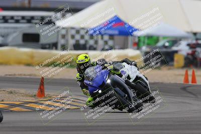 media/Jan-15-2023-SoCal Trackdays (Sun) [[c1237a034a]]/Turn 2 Set 2 (1155am)/